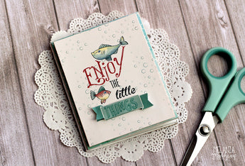 RICORDO DI UN'ESTATE APPENA FINITA. ECCO L'ALBUM MARE DI MELANIA.