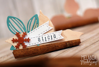 UNO SPLENDIDO SEGNAPOSTO CON LA NUOVA CHRISTMAS FLOWER.